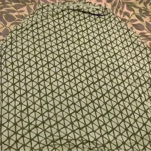 Monbebe Infant Carrier Cover /Nursing Cover - Picture 1 of 2